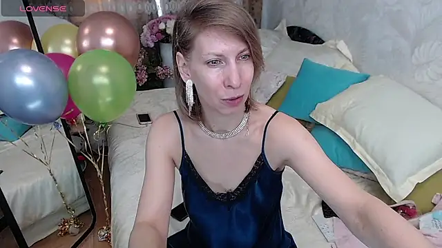 Snapshot of AdrianaSea chatting on 03-21-26, 08:41 AdrianaSea online show from 03-21-26, 08:41