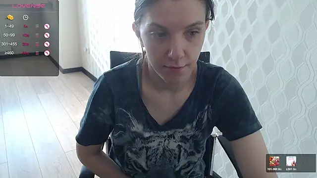 LisaHeart online show from 04-05-26, 01:40