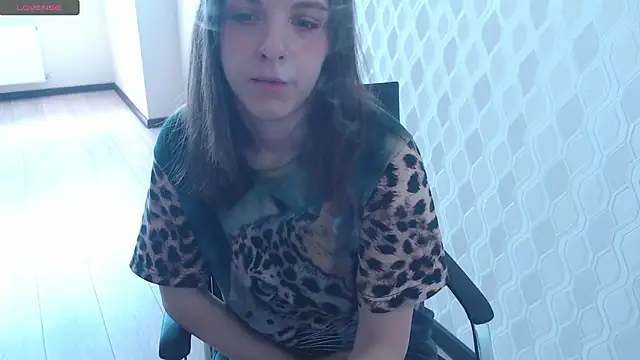 Snapshot of LisaHeart chatting on 07-04-26, 10:54 LisaHeart online show from 07-04-26, 10:54