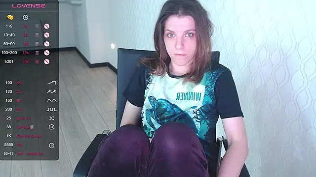 LisaHeart online show from 10-06-25, 01:07