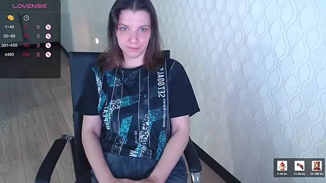 Snapshot of LisaHeart chatting on 05-20-26, 11:57 LisaHeart online show from 05-20-26, 11:57