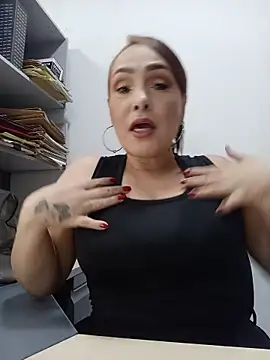 Snapshot of Miss_Agatha chatting on 02-27-26, 02:17 Miss Agatha online show from 02-27-26, 02:17