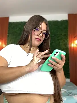 Michellesexxy online show from 01-28-25, 07:22