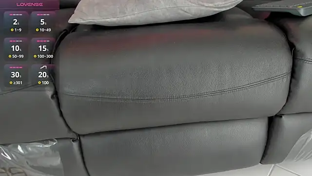 Snapshot of Max_cortes1 chatting on 03-12-25, 03:29 Max cortes1 online show from 03-12-25, 03:29