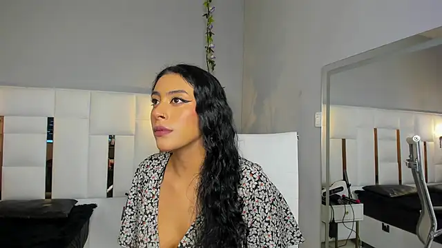 Snapshot of magic_marg chatting on 03-10-25, 08:34 magic marg online show from 03-10-25, 08:34
