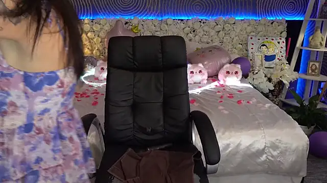 IsabellaFoxyy online show from 03-14-26, 01:50