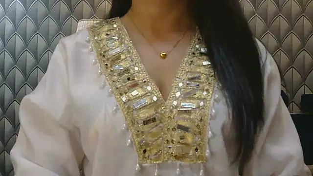 Snapshot of Mishika_Gill chatting on 05-24-26, 02:33 Mishika Gill online show from 05-24-26, 02:33