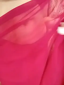 Snapshot of Mishika_Gill chatting on 03-06-25, 03:24 Mishika Gill online show from 03-06-25, 03:24