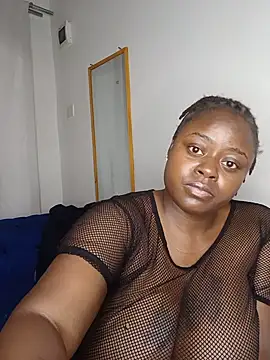 t-QueenSlyy online show from 06-10-26, 07:59