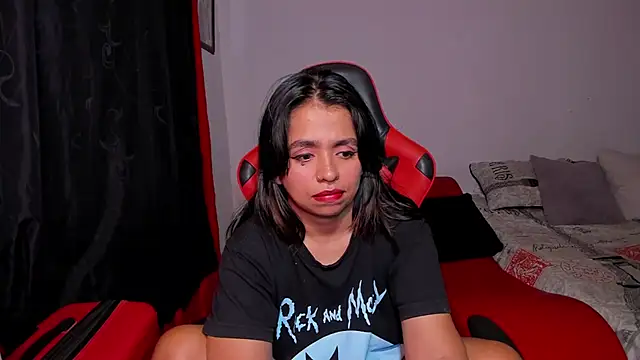 Snapshot of cory_rose chatting on 09-16-25, 04:13 cory rose online show from 09-16-25, 04:13