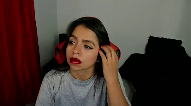 Snapshot of cory_rose chatting on 02-28-25, 04:10 cory rose online show from 02-28-25, 04:10