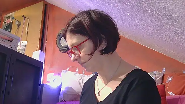 lanax online show from 12-15-25, 01:28