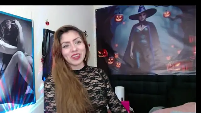 AnthonelaBella online show from 10-24-25, 12:15