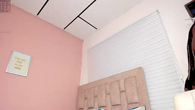 Snapshot of scarlet_darling26 chatting on 01-23-25, 09:50 scarlet darling26 online show from 01-23-25, 09:50