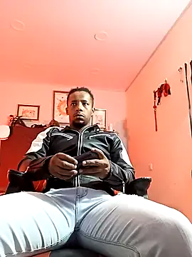 AlejoKhalifa  online show from 03-07-26, 09:27