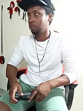 AlejoKhalifa  online show from 12-16-25, 10:25