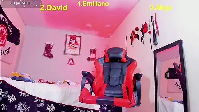 AlejoKhalifa  online show from 12-20-25, 07:28