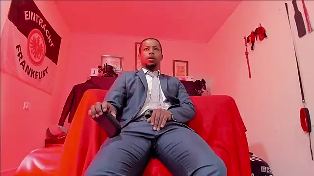 AlejoKhalifa  online show from 03-16-26, 09:35