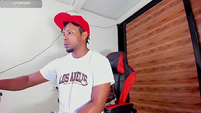 AlejoKhalifa  online show from 10-01-25, 10:20
