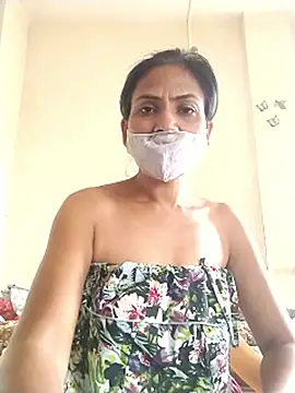 Snapshot of sunita6009 chatting on 05-17-26, 04:23 sunita6009 online show from 05-17-26, 04:23