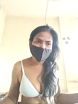 Snapshot of sunita6009 chatting on 05-07-26, 03:11 sunita6009 online show from 05-07-26, 03:11
