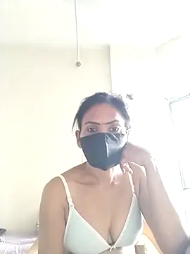 Snapshot of sunita6009 chatting on 06-18-26, 12:54 sunita6009 online show from 06-18-26, 12:54