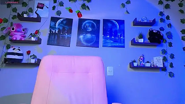 Snapshot of macey_elliot_ chatting on 03-20-25, 11:38 macey elliot online show from 03-20-25, 11:38