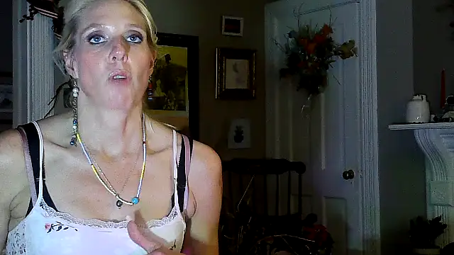 Glamazonx online show from 12-03-25, 12:44