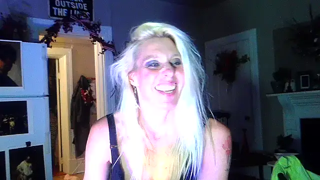 Glamazonx online show from 11-26-25, 02:33