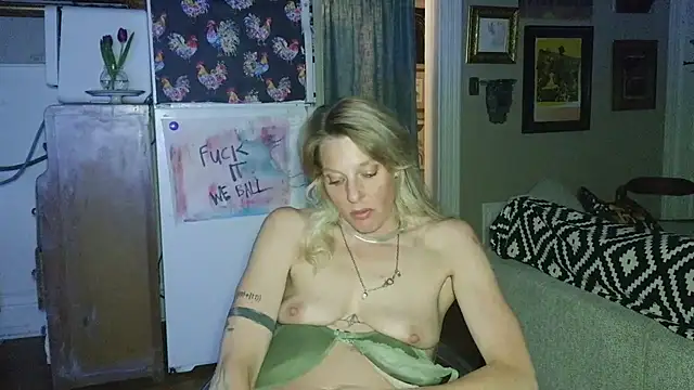 Glamazonx online show from 03-19-26, 02:44