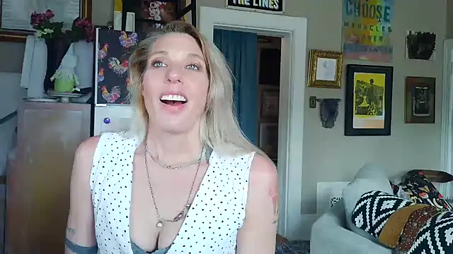 Glamazonx online show from 03-30-26, 09:27