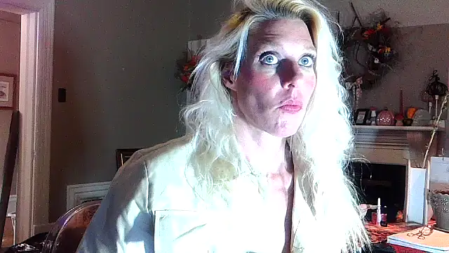 Glamazonx online show from 10-29-25, 02:21