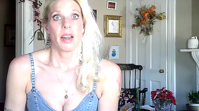 Glamazonx online show from 12-04-25, 09:14