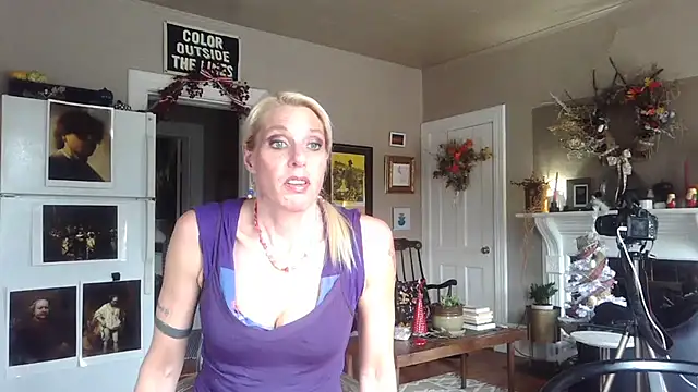 Glamazonx online show from 11-23-25, 06:29