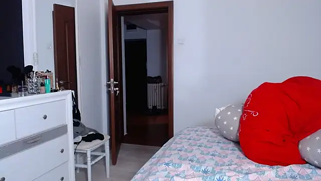 Snapshot of LadyyEvolet chatting on 02-17-26, 05:49 LadyyEvolet online show from 02-17-26, 05:49