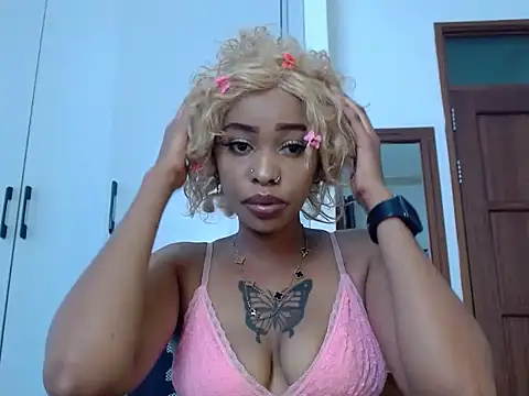 queencydoll online show from 03-28-26, 07:20