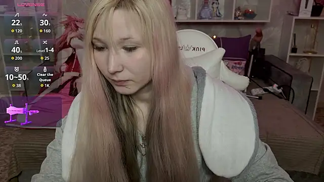 MeowkaKitty online show from 03-31-26, 03:41