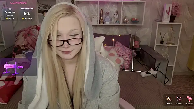 MeowkaKitty online show from 01-11-26, 01:23