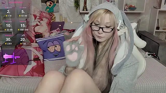 MeowkaKitty online show from 03-25-26, 01:39