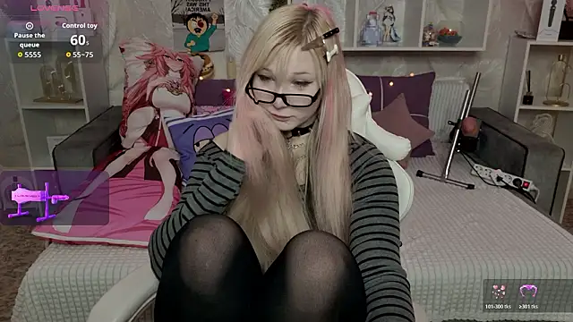 MeowkaKitty online show from 03-28-26, 02:56