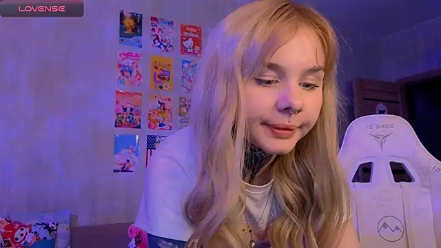 Britney Lynch online show from 01-14-26, 08:01