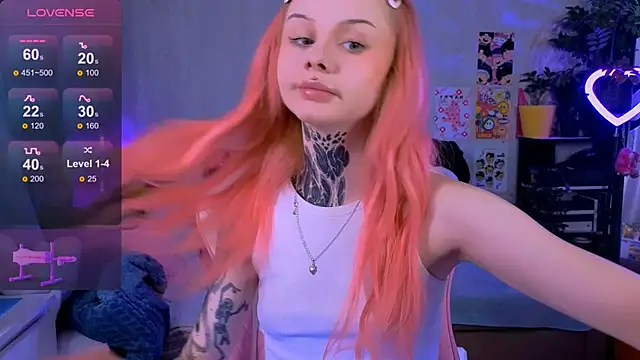 Britney Lynch online show from 09-27-25, 08:04