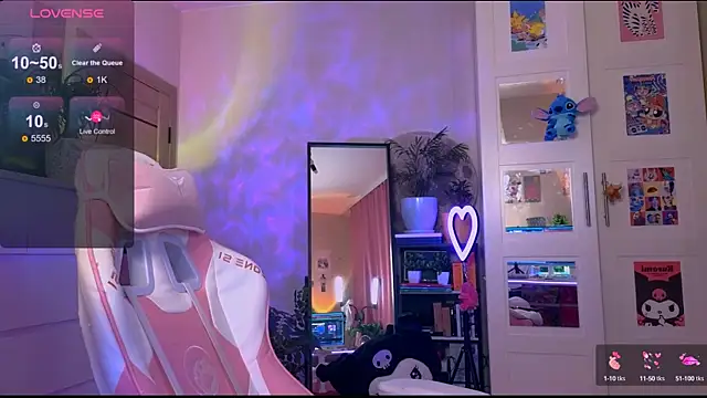 Britney Lynch online show from 10-10-25, 08:09