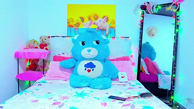 Candy Candy   online show from 11-17-25, 02:15