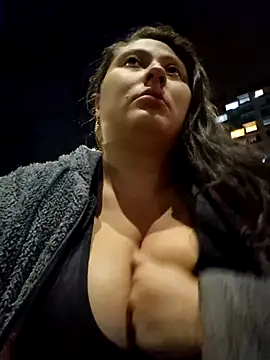 Snapshot of Celeem_ chatting on 02-14-26, 03:07 Celeem online show from 02-14-26, 03:07