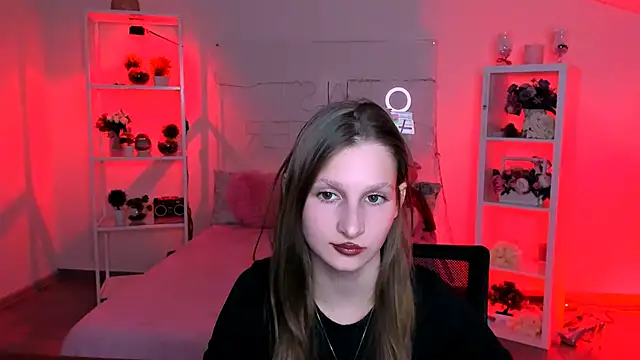 Snapshot of EllaHorton chatting on 01-29-25, 03:47 EllaHorton online show from 01-29-25, 03:47