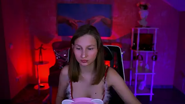 EllaHorton online show from 02-08-26, 05:32