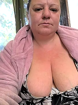 jusichka online show from 10-12-25, 05:42