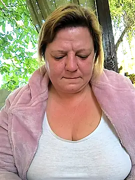 jusichka online show from 09-10-25, 05:17