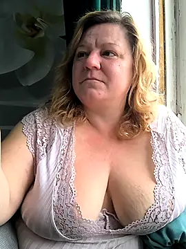 jusichka online show from 10-16-25, 06:43